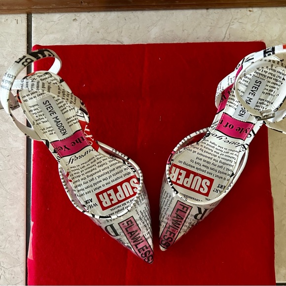 Alessi Black Print Heel by Steve Madden - Picture 5 of 9